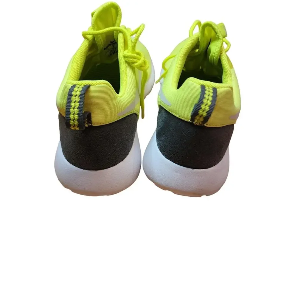 Nike Rosherun Hyp Mens 636220-700 Size 9 Lime Green